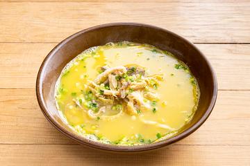 牛ハチノスの金湯スープ レモングラス風味