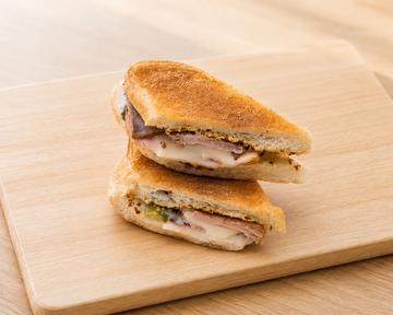 キューバサンド CUBAN SANDWICH