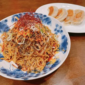 汁なし黒ごま担々麺＆自家製餃子セット