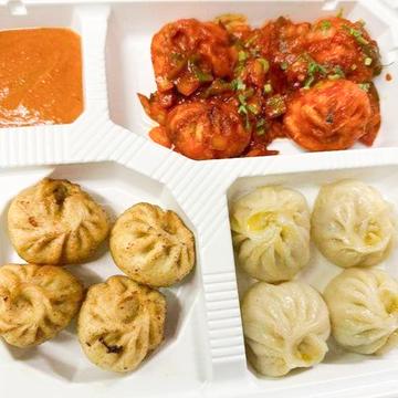 ミックスネパール餃子 Mix Momo