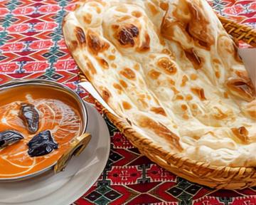 カレーナンセット Curry naan set