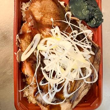 肉増し大判チャーシュー丼