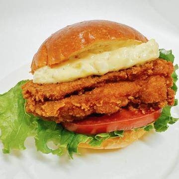 フライドチキンバーガー(レモンタルタル)