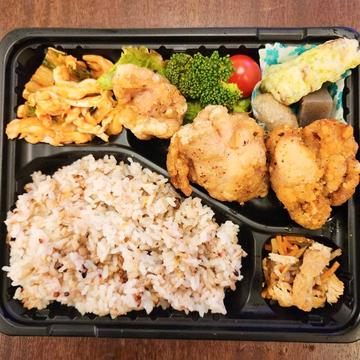 早乙女の唐揚げ弁当お茶つき
