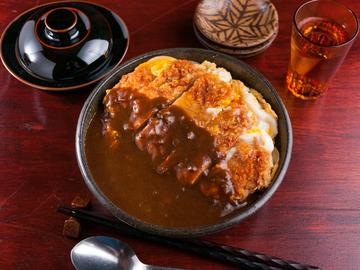 カツ丼カレー Pork Cutlet Curry Rice Bowl