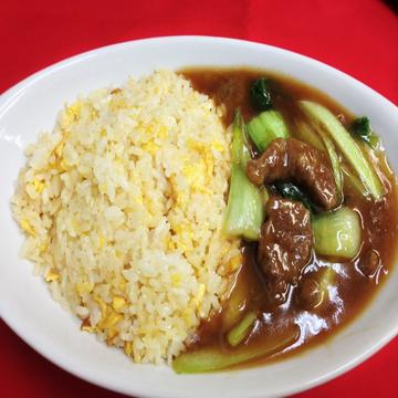 牛肉あんかけチャーハン