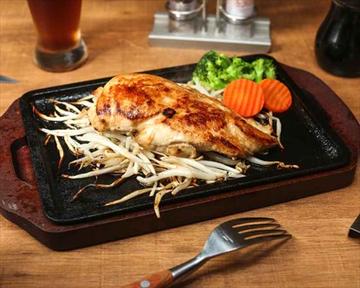 鶏ムネ肉ステーキ(200g)