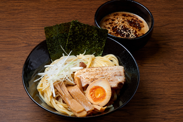 【ガッツリ派に！】濃厚魚介豚骨つけ麺