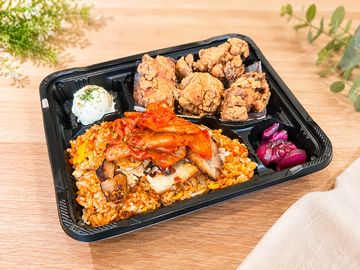 から揚げ＆キムチ炒飯弁当