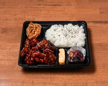 ヤンニョムチキン弁当
