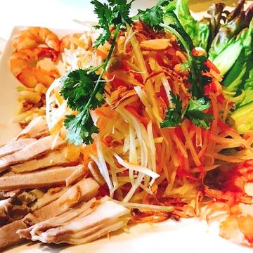 シャキシャキ青いパパイヤサラダ/Goi du du