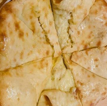 チーズナンCheese Nan