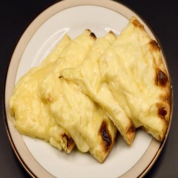 チーズナン