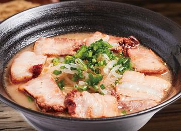 豚骨醤油チャーシュー麺