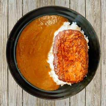TCRのカレーライス on the ハンバーグ