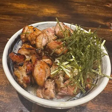 ももモリモリ焼鳥丼