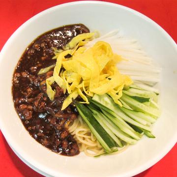 ジャージャー麺