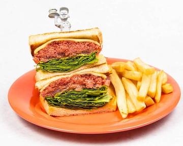 コンビーフチーズサンド Corned Beef and Cheese Sandwich