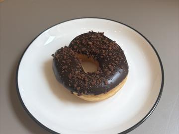 チョコクランチドーナツ