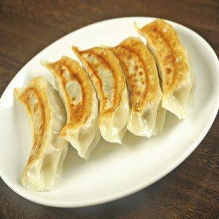 焼き餃子(6個) Pan-Fried Gyoza Dumpling (6 Dumplings)