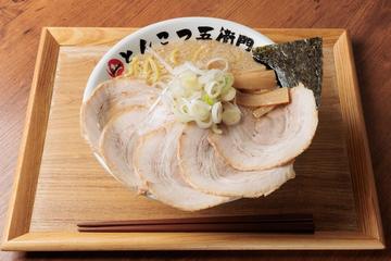 豚骨醤油チャーシューめん