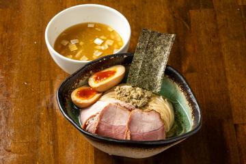 (スープ割付き)特製貝節昆布水つけそば(潮)