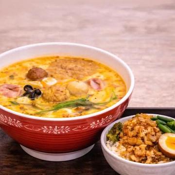 麻辣湯+ミニ肉飯セット
