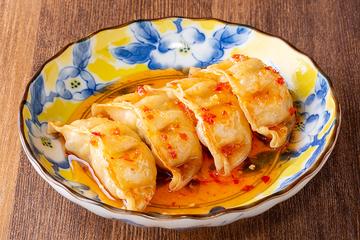 揚げ餃子(スイートチリソース)