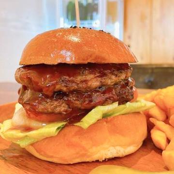 B.B ブラザーズバーガー(ポテト付き)