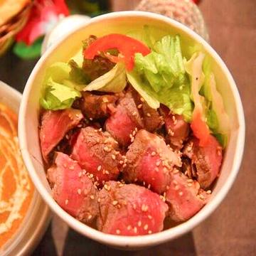 【当店大人気NO.1】サイコロステーキ丼cube steak rice bowl