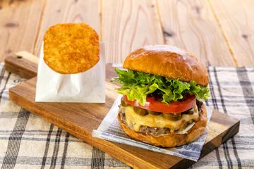 ハラペーニョチーズバーガー