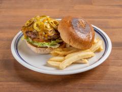 ハラペーニョチーズバーガー(フレンチフライ付き)