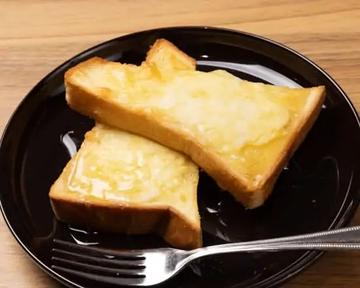 ハニーチーズトースト