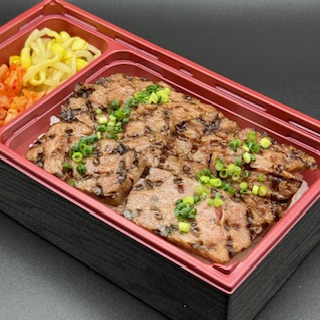 炭火で焼いたやざわ黒毛和牛カルビ弁当