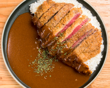 長崎黒毛和牛「出島ばらいろ」ビーフカツカレー