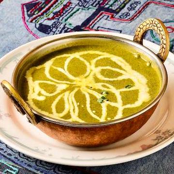 サグチキンカレー Saag ＆ Chicken Curry