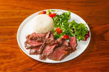 牛サガリステーキ弁当(シャリアピンソース)