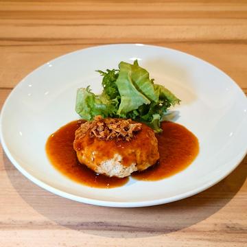 ホワイトチキン＆スパイス(鶏むね肉のヘルシーバーグ)