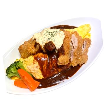特製チキンオムライス(デミソース)自家製タルタルチキンカツのせ