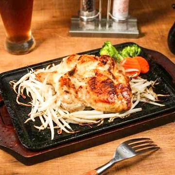 鶏モモ肉ステーキ(200g)