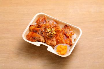 北海道産 ピリ辛豚丼弁当 ロース・肩ロース・バラ相盛
