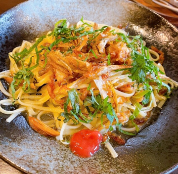 桜エビのかき揚げかつお梅パスタ