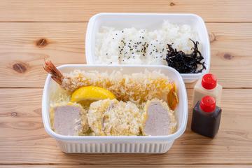 ヒレカツ＆エビフライ弁当
