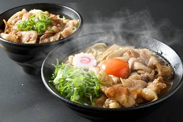 ご飯特盛無料！肉玉そば・旨辛焼肉丼セット