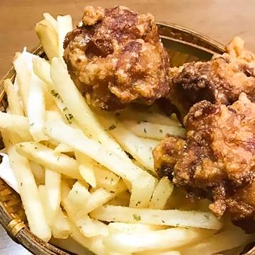 ポテトとしっかり漬け込んだ鶏のからあげのハーフ＆ハーフ