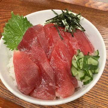 天然生マグロ鉄火丼