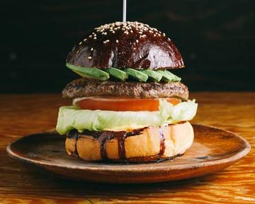 アボカドバーガー