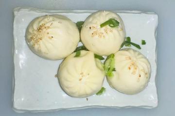 焼き小籠包(4個)