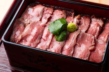 和牛炙りローストビーフ弁当