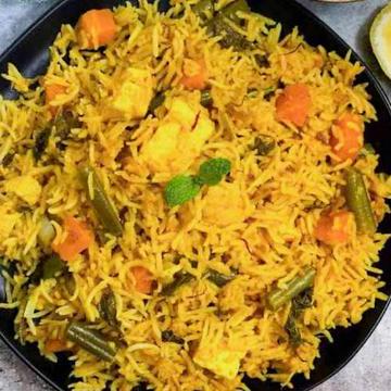 ベジビリヤニ Vegetables Biryani